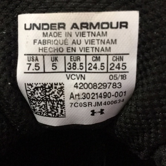 Under Armour Black Sneakers - Picture 3 of 3